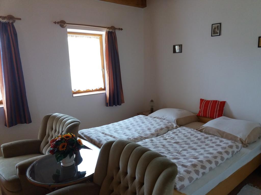 Orban Vendeghaz Guest House Kovagoors Екстериор снимка